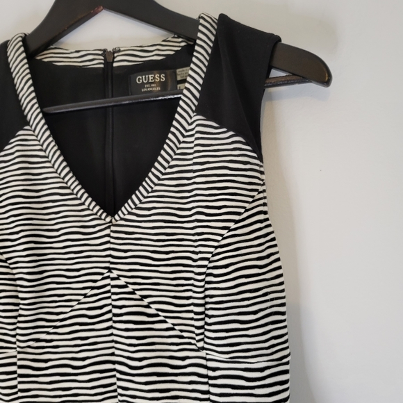 Guess women's black and white striped dress - Picture 4 of 10